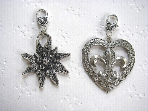 Trachtenschmuck herz lilie - herz,